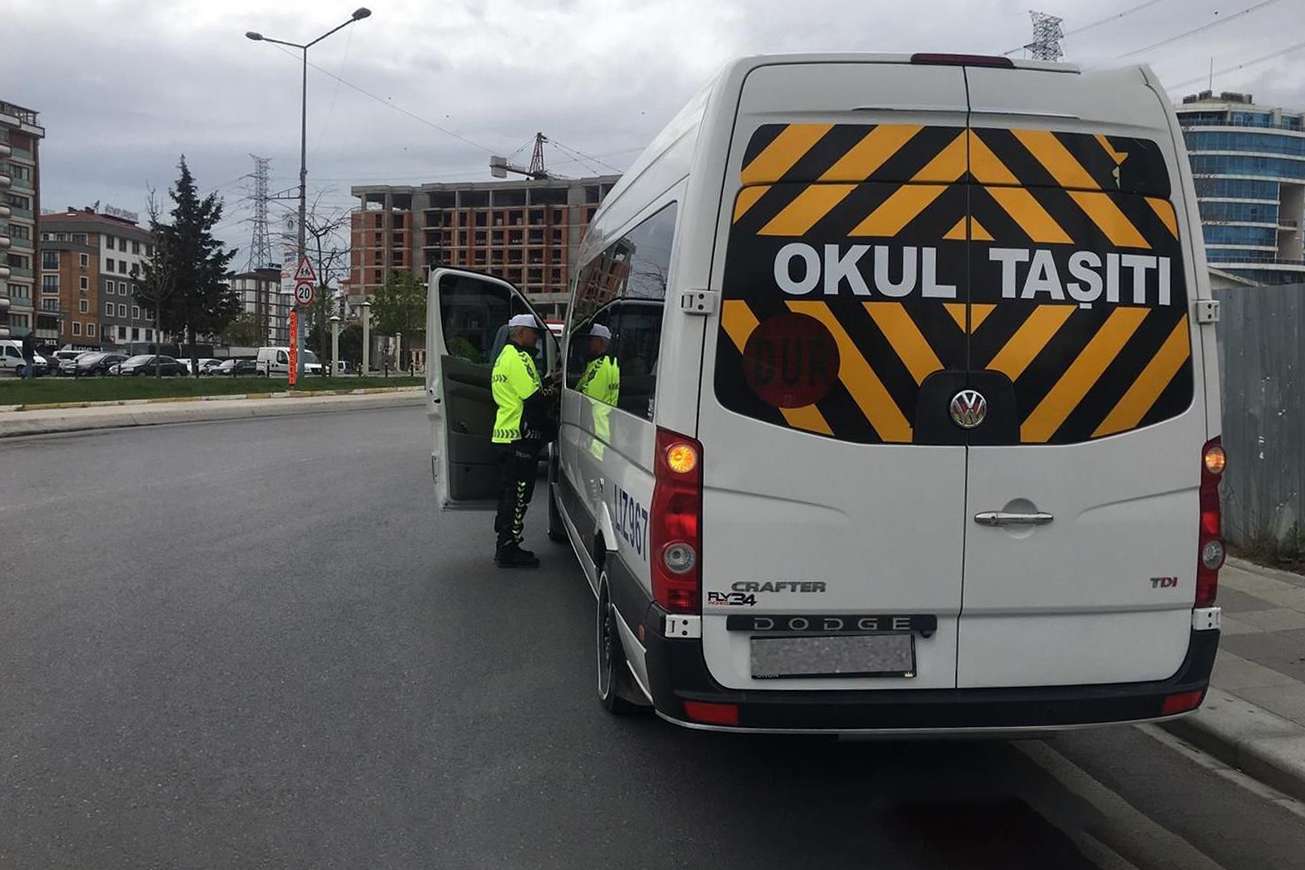 126 okul servis aracı trafikten men edildi
